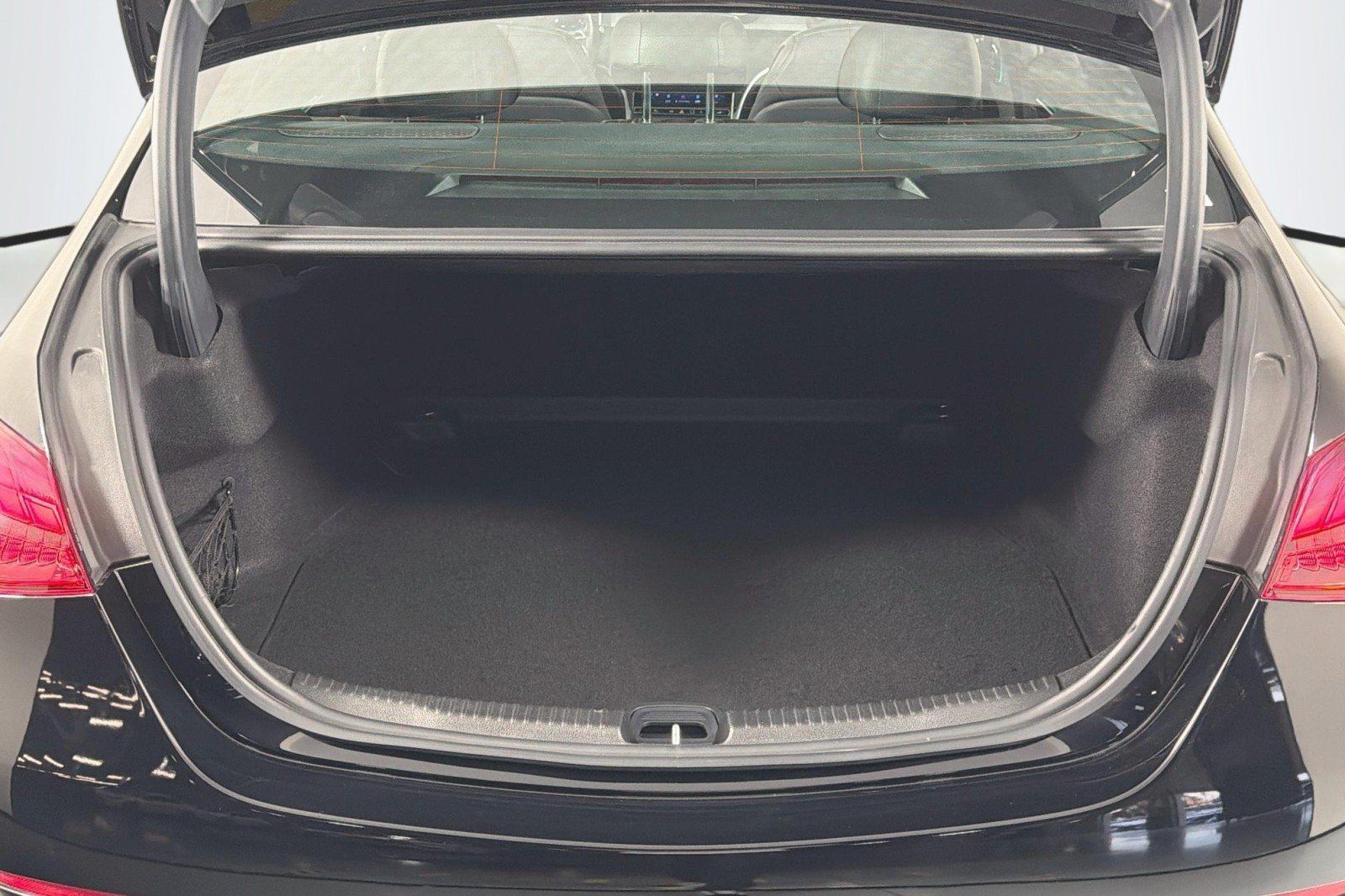 Certified 2024 Mercedes-Benz C 300 Sedan image 23