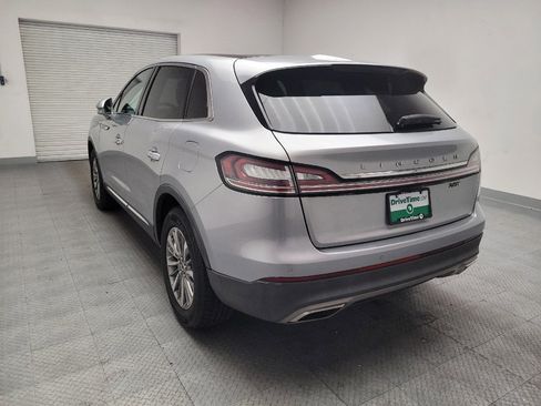 Used 2020 Lincoln Nautilus Reserve FWD image 5