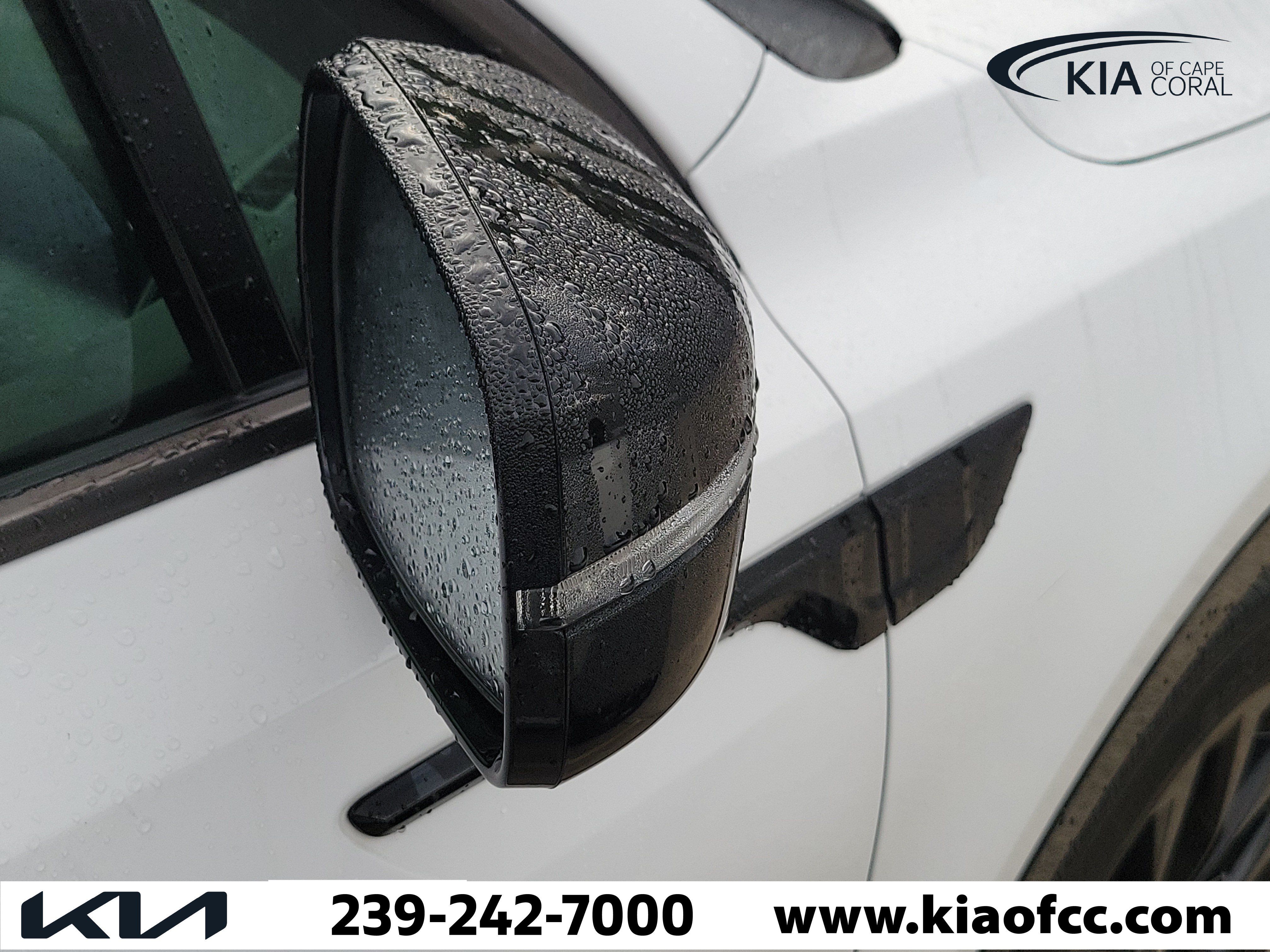 Certified 2023 Kia Sorento SX FWD image 8