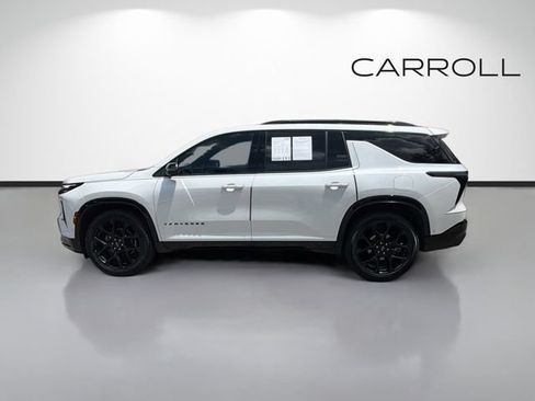Used 2024 Chevrolet Traverse RS w/ LPO, Floor Liner Package AWD/4WD image 6