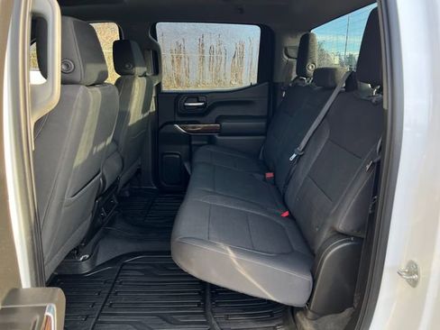 Used 2022 GMC Sierra 1500 SLE image 14