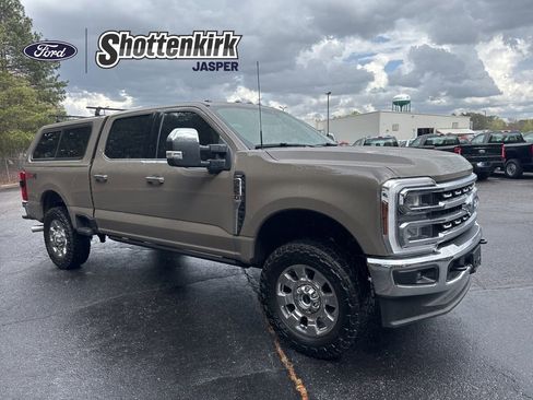 Used 2026 Ford F250 Lariat w/ Chrome Package image 1