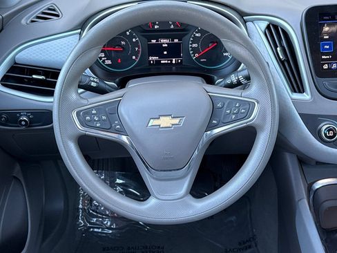 Used 2023 Chevrolet Malibu LT FWD image 18