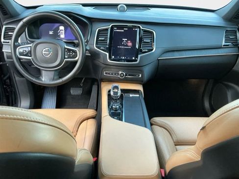 Used 2024 Volvo XC90 B6 Ultimate w/ Protection Package image 11