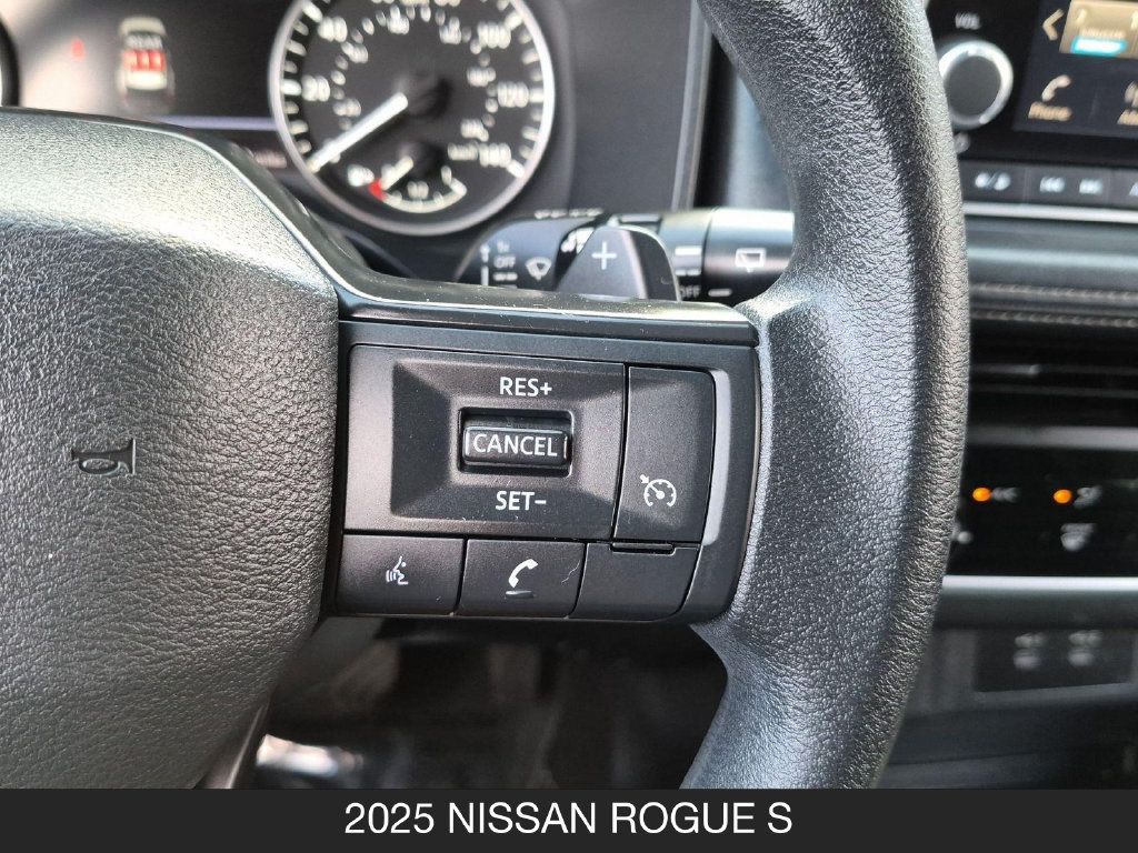 Certified 2025 Nissan Rogue S FWD image 18