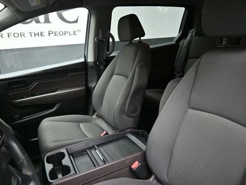 Used 2019 Honda Odyssey EX image 16