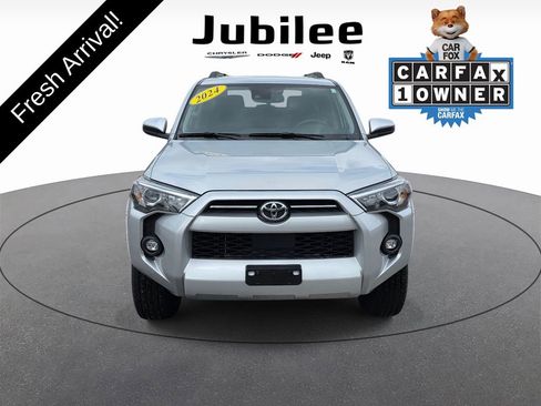 Used 2024 Toyota 4Runner SR5 AWD/4WD image 2