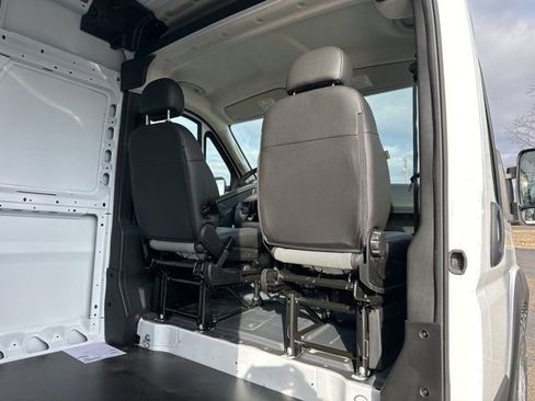 New 2025 RAM ProMaster 2500 w/ Power Group image 19