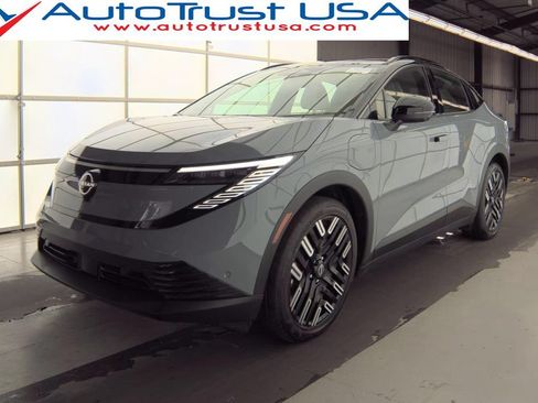 Used 2026 Nissan Leaf Platinum+ FWD image 1