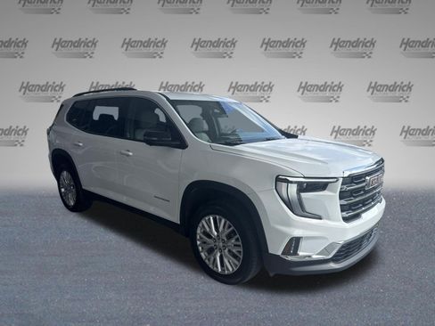Used 2026 GMC Acadia Elevation w/ Elevation Premium Package FWD image 2