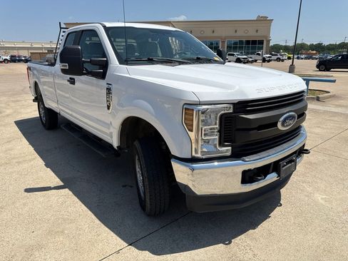 Used 2019 Ford F250 XL w/ XL Value Package AWD/4WD image 18