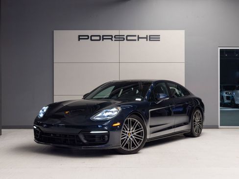Certified 2023 Porsche Panamera 4 Platinum Edition AWD/4WD image 1