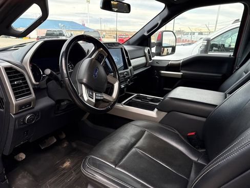 Used 2022 Ford F450 Lariat image 17