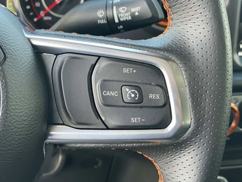 Used 2022 Jeep Gladiator Mojave w/ LED Lighting Group image 9