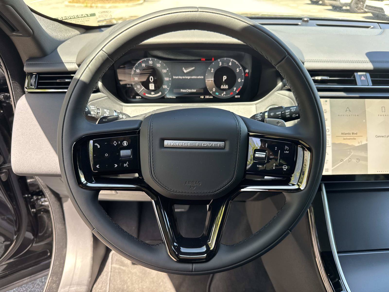 Used 2026 Land Rover Range Rover Velar Dynamic SE AWD/4WD image 29
