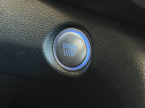 Used 2022 Hyundai Santa Fe XRT image 17