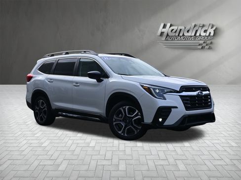 Certified 2025 Subaru Ascent Limited image 2