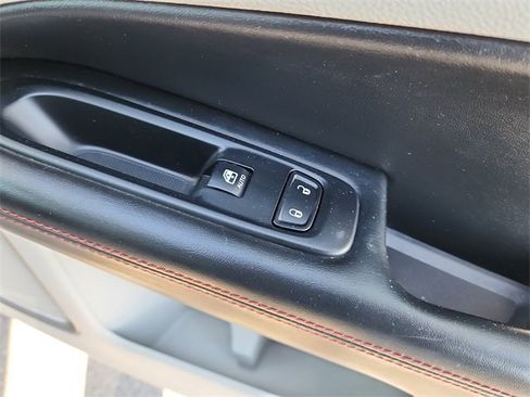 Used 2018 Jeep Compass Limited w/ Navigation Group image 18