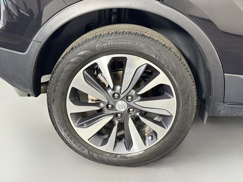 Used 2022 Buick Encore Preferred w/ Safety Package FWD image 32