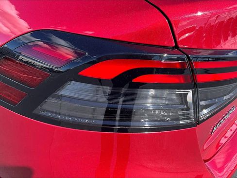 Used 2025 Honda Accord SE image 28