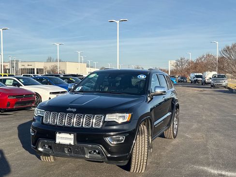 Used 2019 Jeep Grand Cherokee Overland image 7
