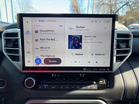 Used 2024 Toyota Tundra Platinum image 18