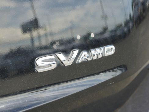 Used 2023 Nissan Rogue SV image 10