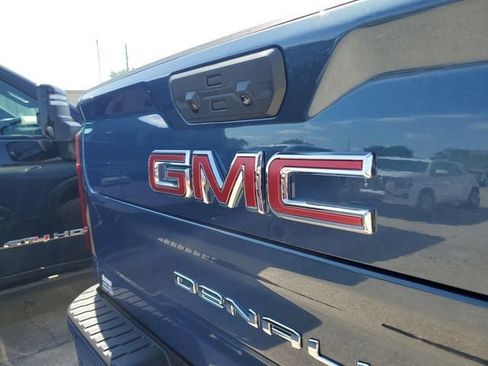 New 2026 GMC Sierra 2500 Denali w/ Denali Reserve Package AWD/4WD image 7