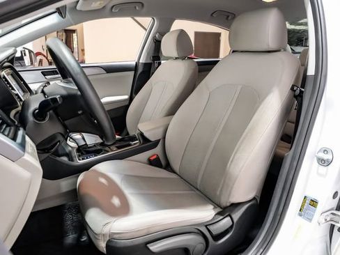 Used 2019 Hyundai Sonata SE image 40