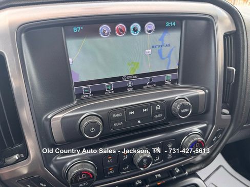 Used 2018 GMC Sierra 1500 SLT AWD/4WD image 37