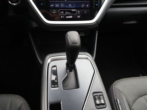 Used 2024 Subaru Crosstrek 2.0i Premium image 17