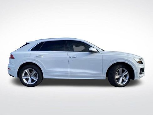 Used 2021 Audi Q8 Premium w/ Convenience Package image 2