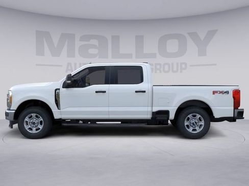 New 2026 Ford F250 XLT w/ FX4 Off-Road Package AWD/4WD image 3