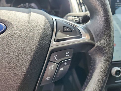 Used 2022 Ford Edge Titanium w/ Equipment Group 301A AWD/4WD image 30