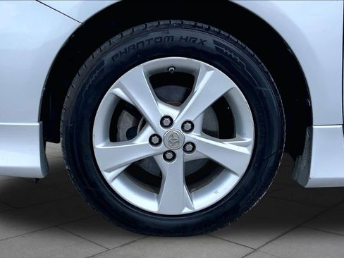 Used 2013 Toyota Corolla S FWD image 11