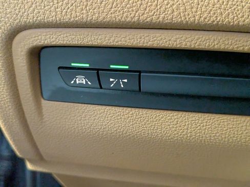 Used 2018 BMW 430i xDrive Convertible image 32