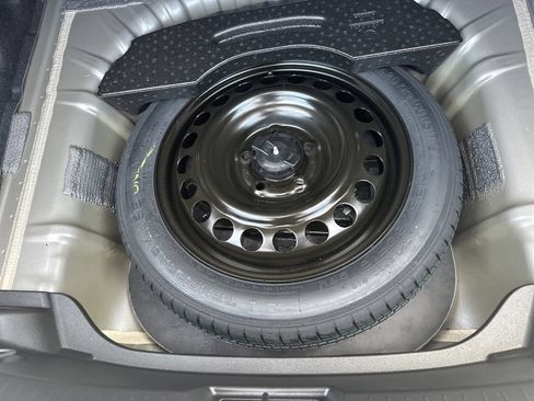 Used 2024 Chevrolet Malibu RS w/ LPO, Floor Liner Package FWD image 27