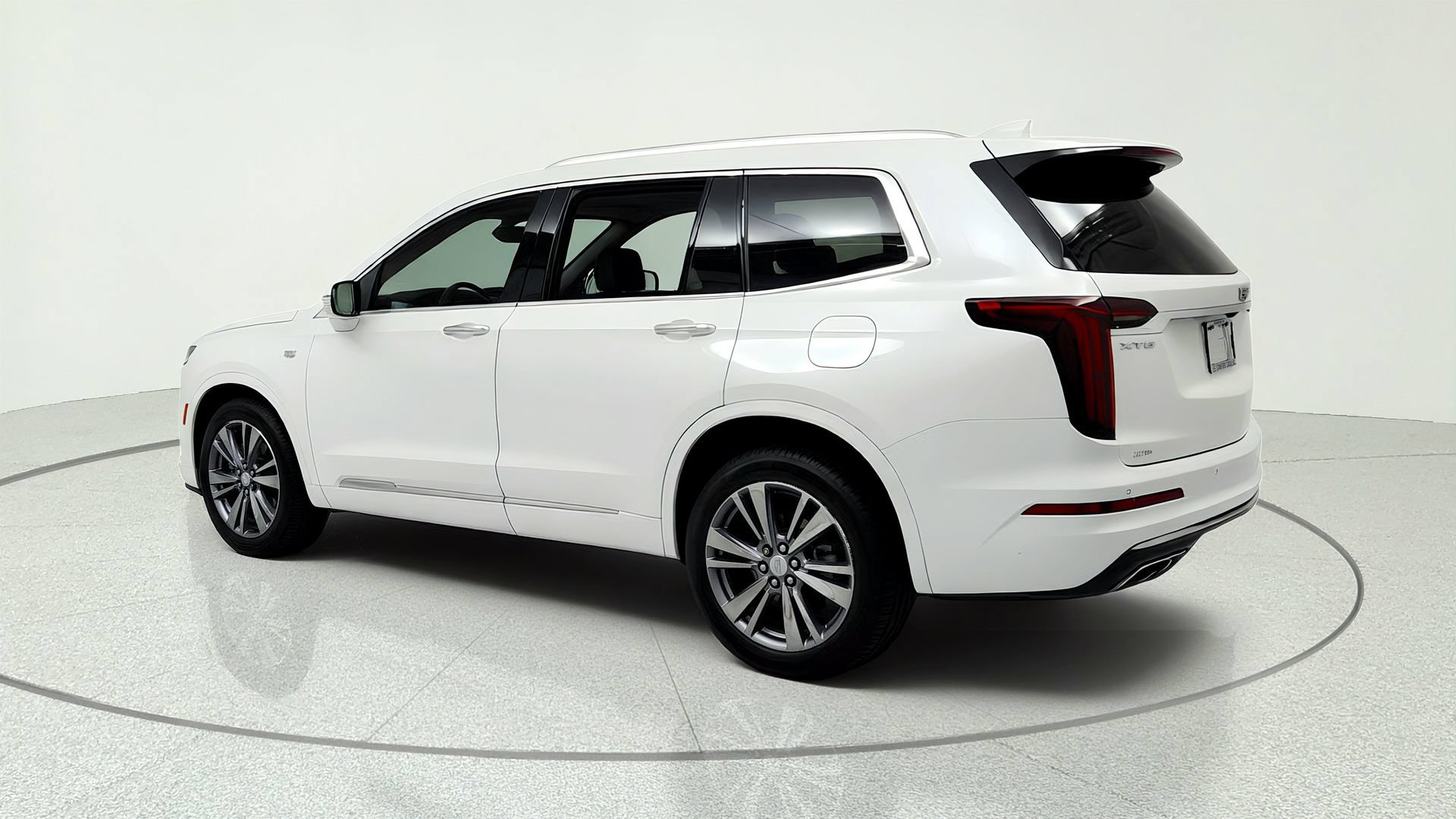 Certified 2024 Cadillac XT6 Premium Luxury w/ LPO, Floor Liner Package AWD/4WD image 3