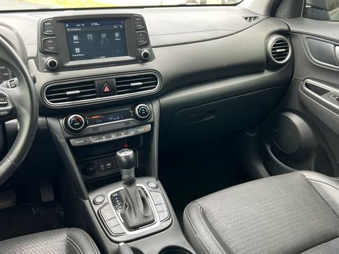 Used 2021 Hyundai Kona Limited w/ Cargo Package AWD/4WD image 3