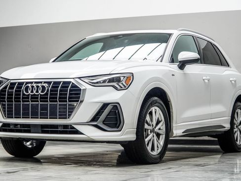 Used 2025 Audi Q3 2.0T Premium AWD/4WD image 9