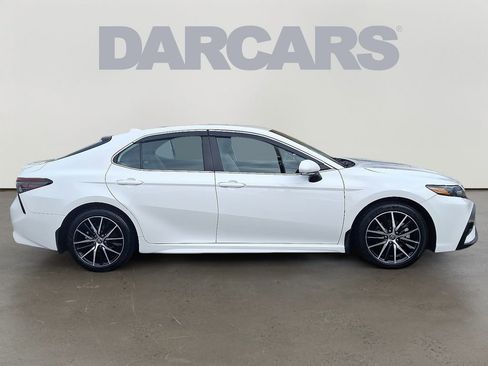 Used 2022 Toyota Camry SE AWD/4WD image 7