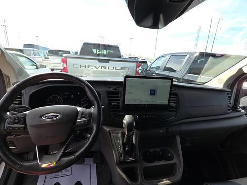 Used 2023 Ford Transit 250 Low Roof AWD image 11
