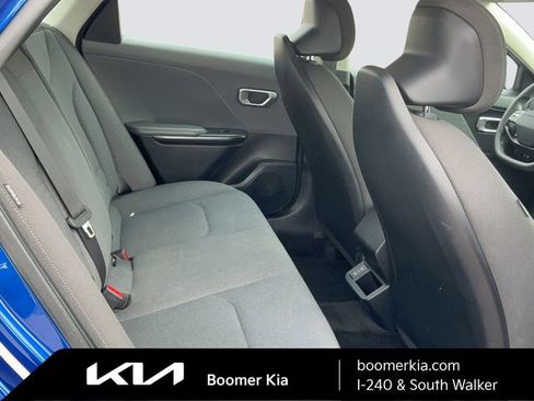 Certified 2025 Kia K4 LXS image 12