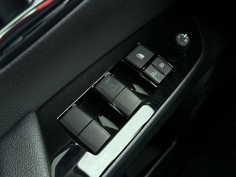 Used 2022 Toyota Prius Prime Limited image 22