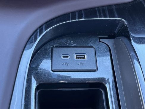 Used 2023 Cadillac Escalade V w/ LPO, ONYX Package image 6