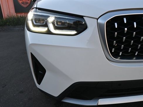 Used 2023 BMW X4 xDrive30i w/ M Sport Package image 3