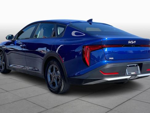 Used 2025 Kia K4 LXS image 12