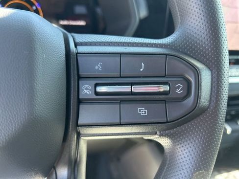 New 2026 Chevrolet Colorado W/T image 18