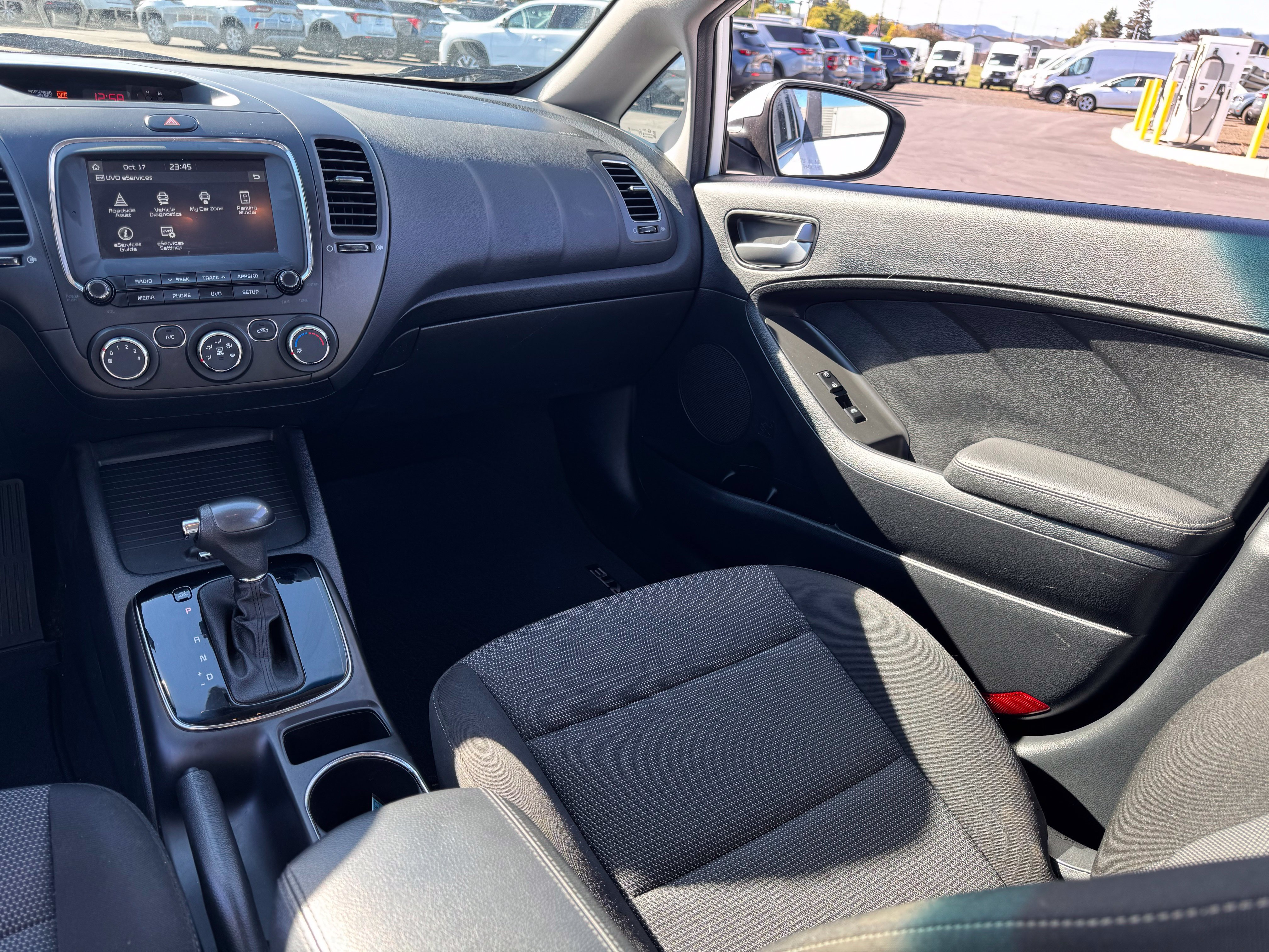 Used 2017 Kia Forte LX w/ Option Group 020 FWD image 22