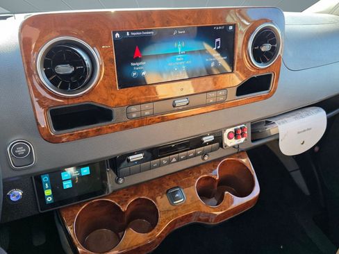 Used 2019 Mercedes-Benz Sprinter 170 image 24